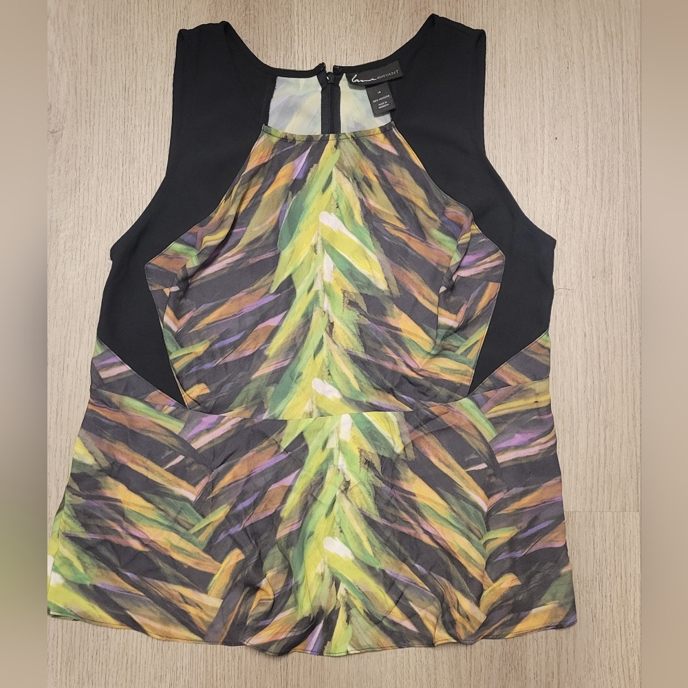 Lane Bryant Women Multicolor Sleeveless Top Blouse With Back Zip Details Size 14